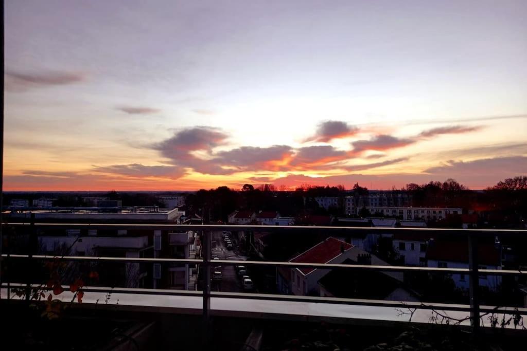 Le Nid : Rooftop Moderne Surplombant La Ville Nantes Eksteriør bilde